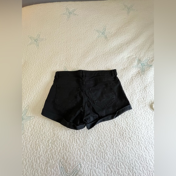 H&M Black Denim Shorts - Picture 5 of 5